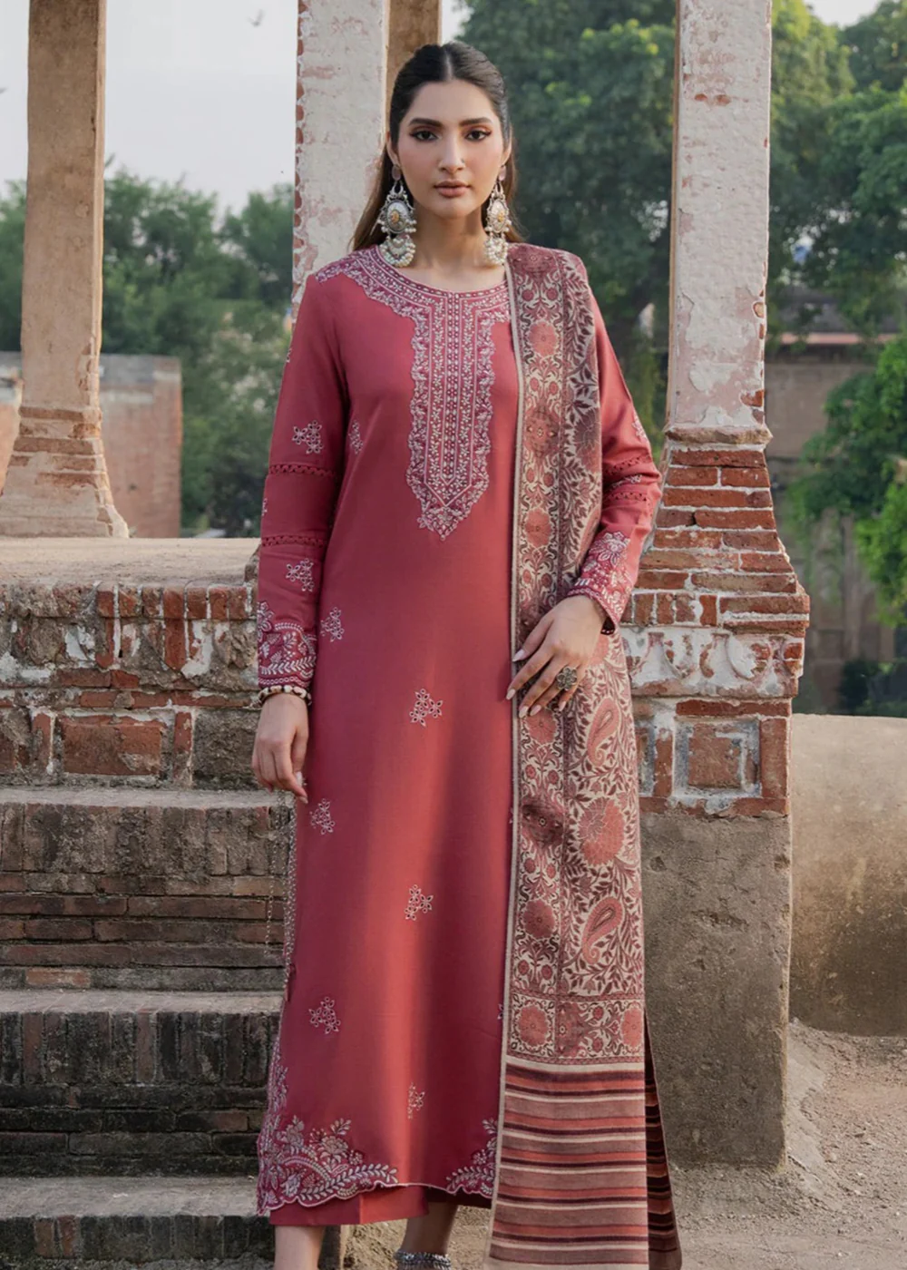 Unstitched Embroidered Lawn - 3PC