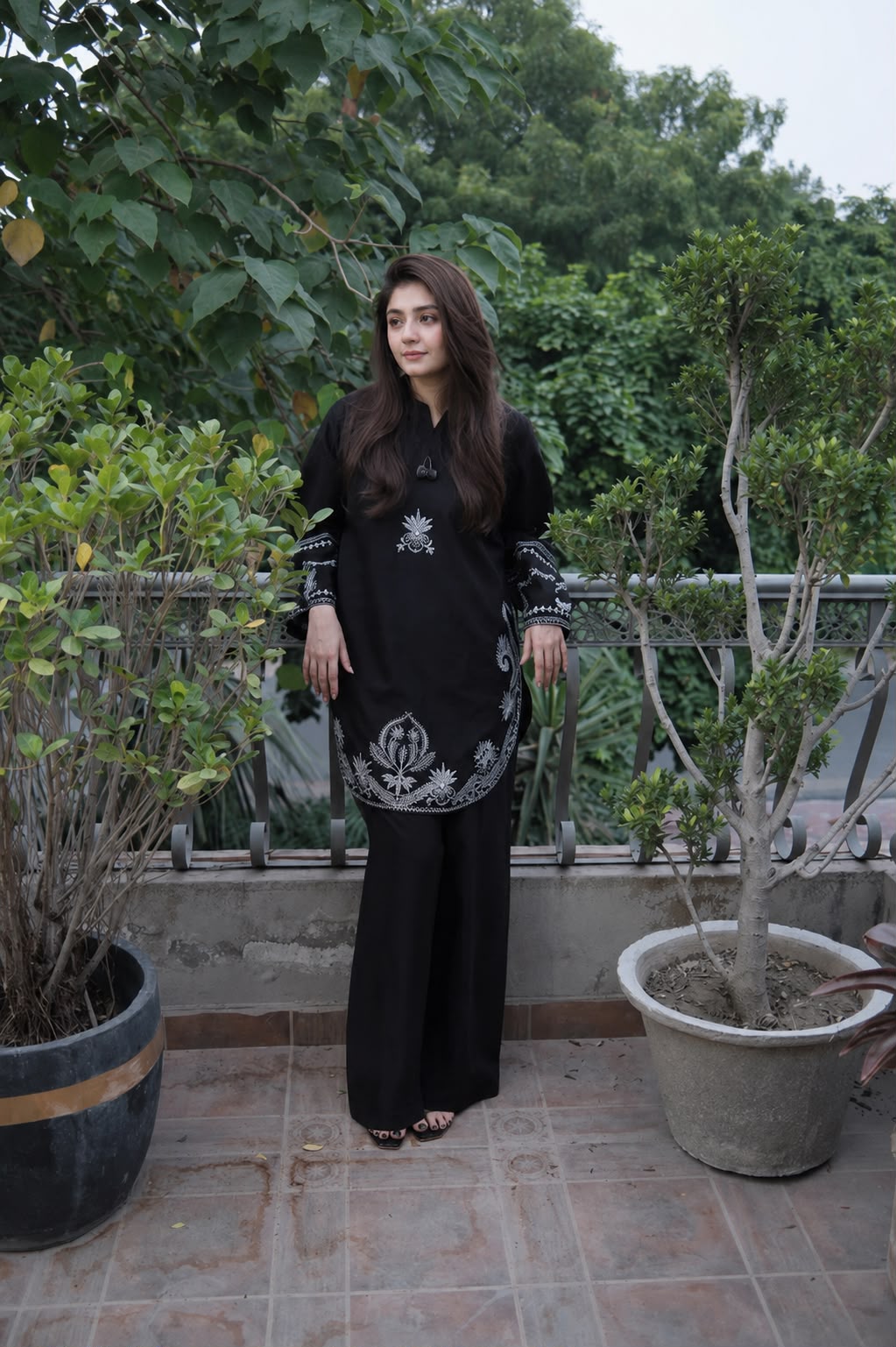 Unstitched Embroidered Lawn - 2 PC