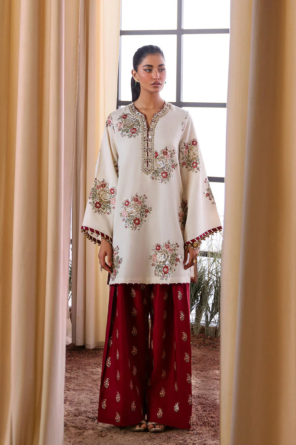 Unstitched Embroidered Lawn - 2 PC