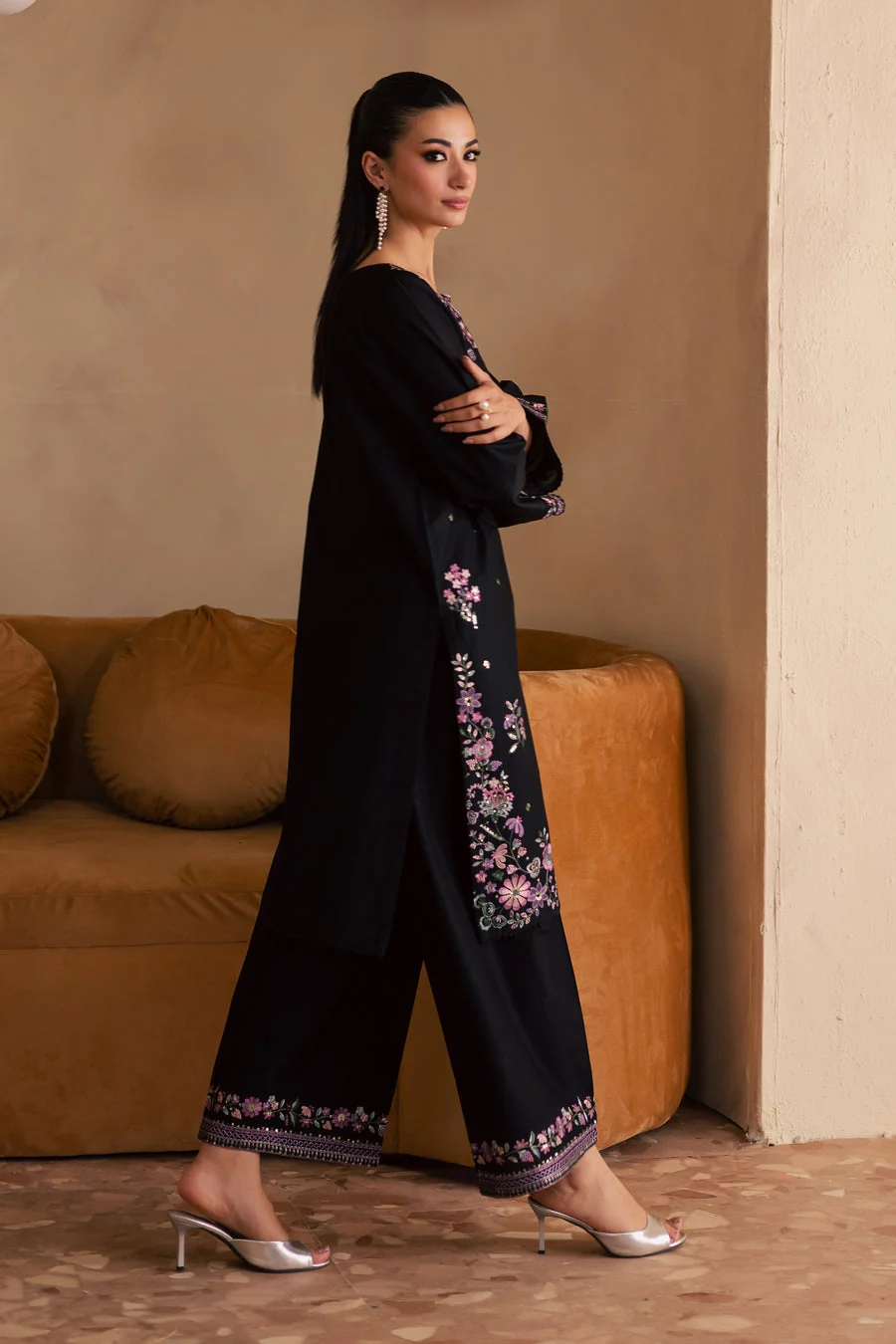 Unstitched Embroidered Dhanak - 2 PC - Image 3